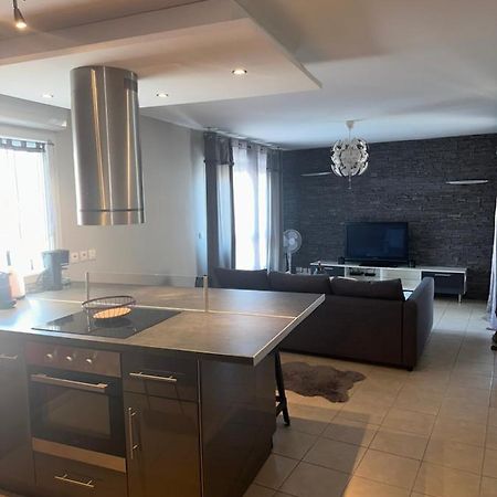 Superbe Appartement Tout Equipe Avec Parking. Marseille Ngoại thất bức ảnh